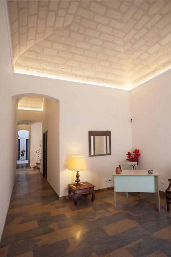 Case Vacanze "Residenze Trapanesi" Trapani Exterior foto